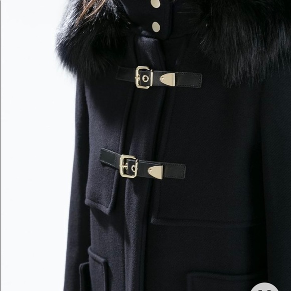 ZARA Black Duffle Wool coat jacket with front buckle and Faux fur hood - Picture 3 of 3